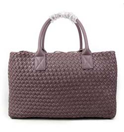 보테가 베네타  cabat lambskin-light Purple