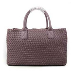 보테가 베네타  cabat lambskin-light Purple