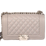 샤넬 캐비어 보이백 라이트 그레이