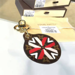 루이비통 가방고리