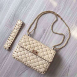  발렌티노 락스터드 스파이크백 0123