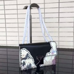 발렌티노 락스터드 백