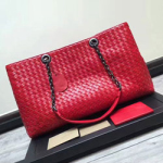 보테가 베네타 B7640