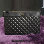 샤넬 램스킨 파우치 클러치백