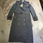 버버리 트렌치코트  B-56565