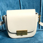 입생로랑 송아지 베티 파우치 백 566959