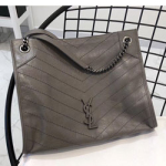 입생로랑 송아지 가죽  숄더백  190610