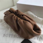 보테가 베네타  클러치  (2사이즈)  576227