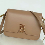 버버리 탠 송아지 가죽 미디엄 백 334172