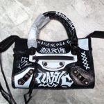 발렌시아가 핸들 백 190815