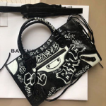 발렌시아가 핸들 백 190813