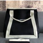 발렌시아가 라지 핸들 백 190811