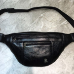 발렌시아가 크로스백  191203