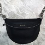 발렌시아가 크로스백 200311