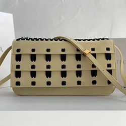 보테가 베네타 크로스백 70032