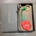 보테가 베네타  611319