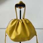 보테가 베네타 핸드백 BV210225