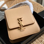 생로랑 모노그램 샤첼백  529735