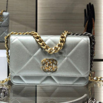 샤넬 플랩백 19cm AP0957