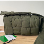 보테가베네타 벨트백 BV628951