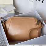 지방시 핸드백 GV388580