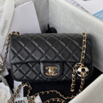 샤넬 플랩백 20cm AS1787
