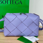 보테가베네타 크로스백 709417