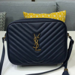 입생로랑 크로스백 520534