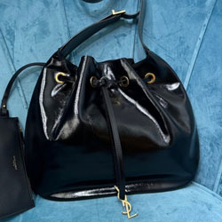 입생로랑 핸드백 697918