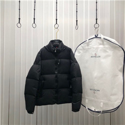 몽클레어 M-165553