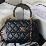 샤넬 핸드백 20cm AS4654