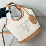프라다 핸드백 1BE074