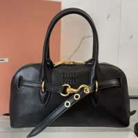 미우미우 숄더백 5BB168