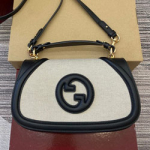 구찌 숄더백 815714