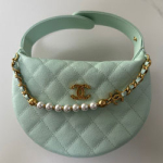 샤넬 플랩 백 AP4584