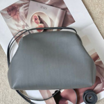 더 로우 마고백 8830