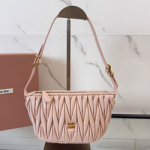 미우미우 숄더백 5NE026