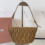 미우미우 숄더백 5NE026